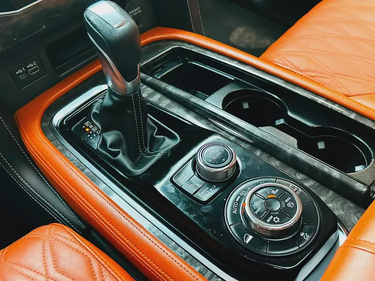 نيسان باترول LE Platinum موديل 2020 | محرك 5.6L V8 | فل أوبشن | مواصفات خليجية-16-16