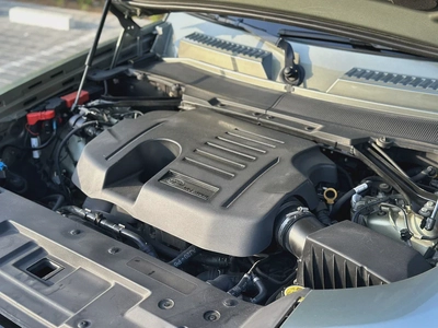 Land Rover Defender V6 - HSE P400 X Dynamic-17