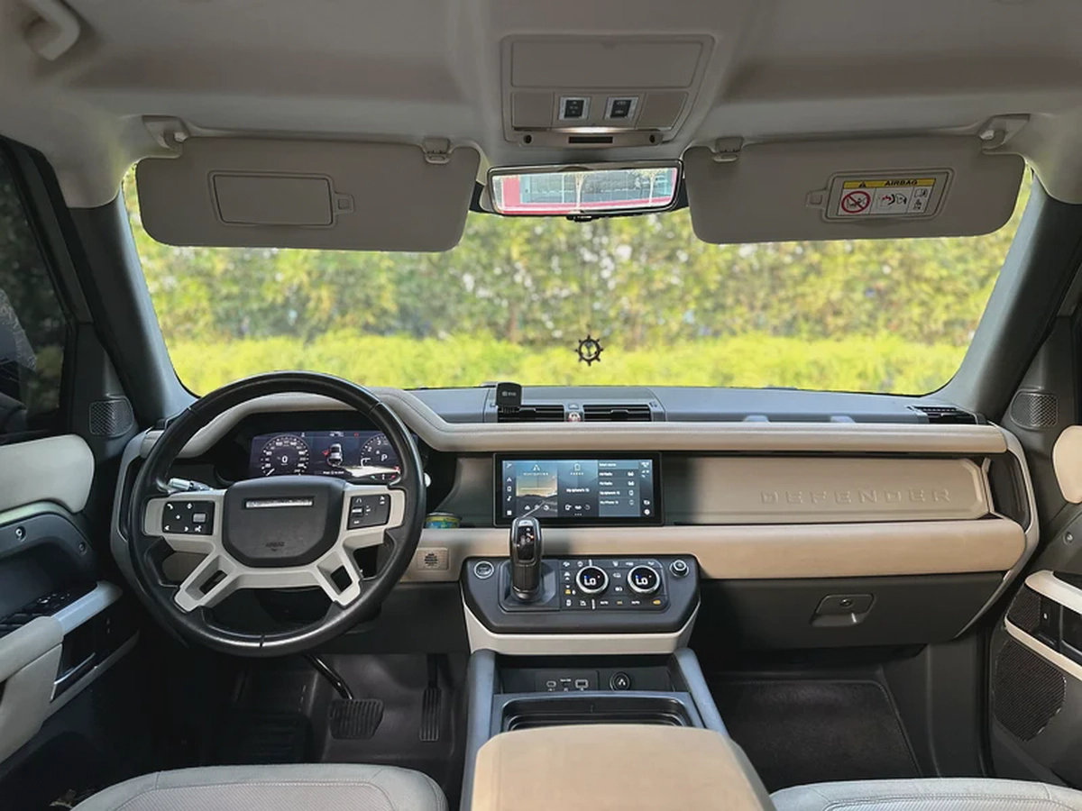 Land Rover Defender V6 - HSE P400 X Dynamic-10-10