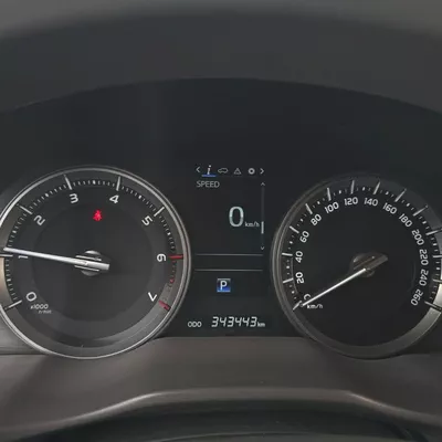 Toyota Land Cruiser VXR 5.7 VXR-2