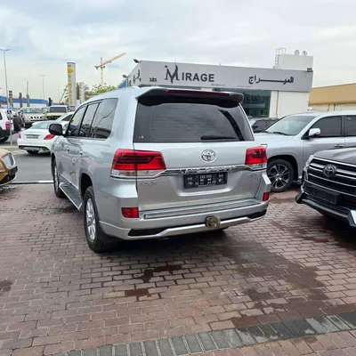 Toyota Land Cruiser VXR 5.7 VXR-7