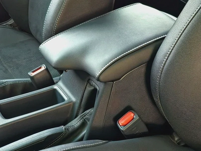 Toyota Hilux GR Sport-12