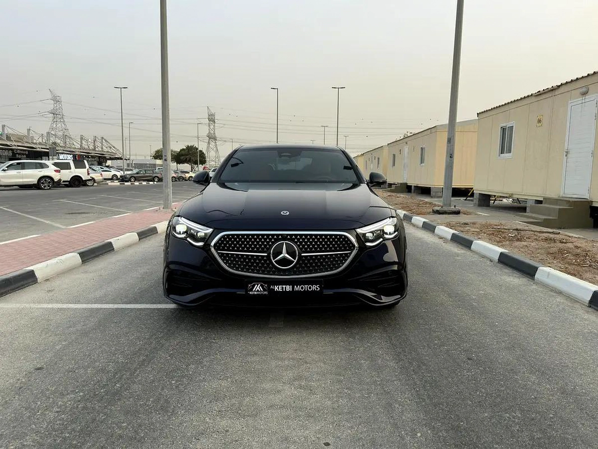 Mercedes-Benz E-Class E 200-6-6
