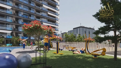 Elegant Residence | 1% Monthly | Study & Private Pool-3