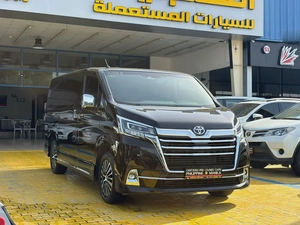 Toyota Granvia Premium 2023 MODEL - GCC SPECIFICATION