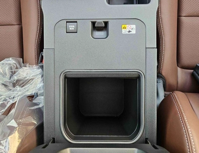 Toyota Prado ADVENTURE TURBO/2.8L V4 DIESEL/DRIVER POWER SEAT WITH LEATHER/DVD+CAMERA /COOL BOX (CODE # PDADV2)-15