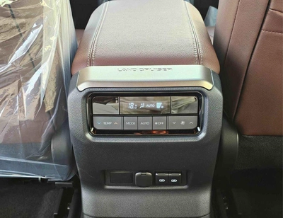 Toyota Prado ADVENTURE TURBO/2.8L V4 DIESEL/DRIVER POWER SEAT WITH LEATHER/DVD+CAMERA /COOL BOX (CODE # PDADV2)-16