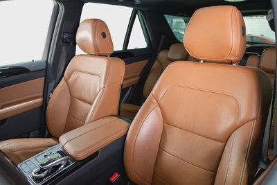 Mercedes Benz GLE400-GCC-AMG Body Styling-LOW Mileage-Very Well Maintained-High Specifications-13