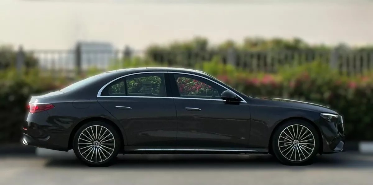 MERCEDES BENZ E200 | GCC SPECS | YEAR: 2026 | BRAND NEW | GARGASH CAR 5 YEARS WARRANTY-1-1