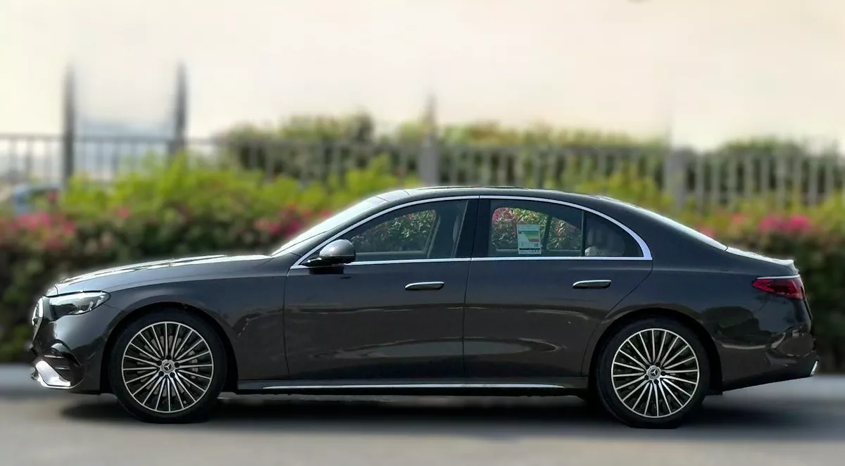 MERCEDES BENZ E200 | GCC SPECS | YEAR: 2026 | BRAND NEW | GARGASH CAR 5 YEARS WARRANTY-3-3