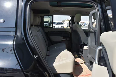 LAND ROVER DEFENDER SE V8 2024 | BLACK-17