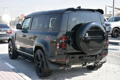 LAND ROVER DEFENDER SE V8 2024 | BLACK-5