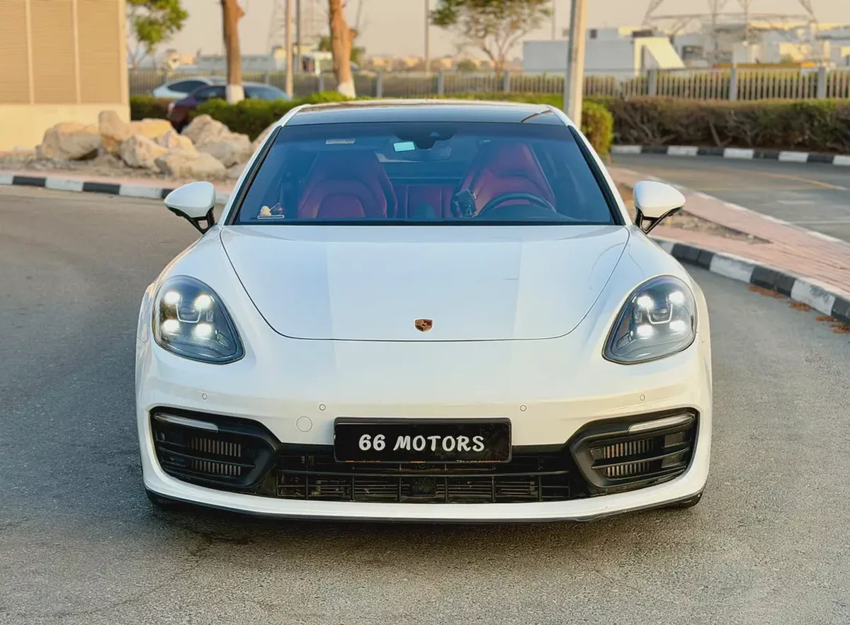 2022 Porsche Panamera Standard GCC Specs-2-2