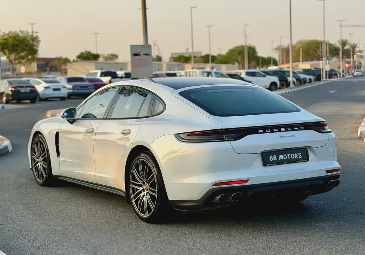 2022 Porsche Panamera Standard GCC Specs-5-5