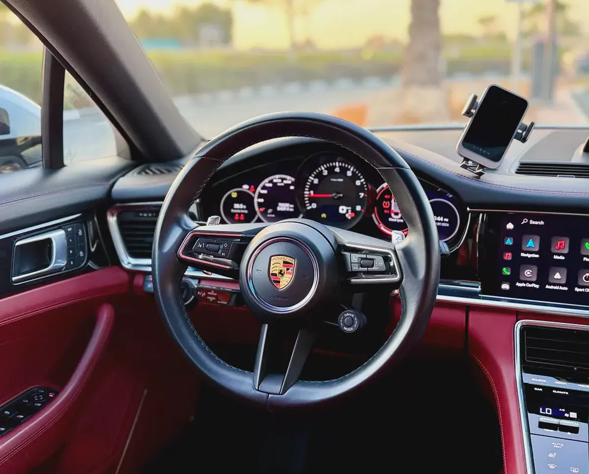 2022 Porsche Panamera Standard GCC Specs-8-8