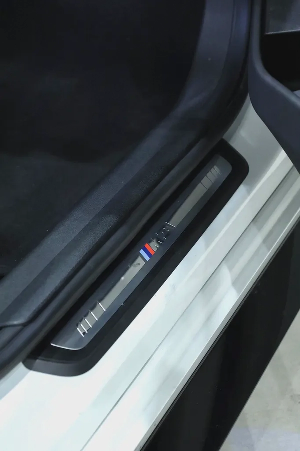 BMW M3 Competition xDrive (Individual Edition) 2024 - GCC/Other Specs