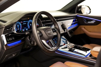 AED 2961 PM | AUDI Q8 QUATTRO 2020 S LINE | SINGLE OWNER | PRISTINE CONDITION | 1 YEAR WARRANTY| GCC-10