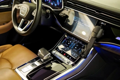 AED 2961 PM | AUDI Q8 QUATTRO 2020 S LINE | SINGLE OWNER | PRISTINE CONDITION | 1 YEAR WARRANTY| GCC-5