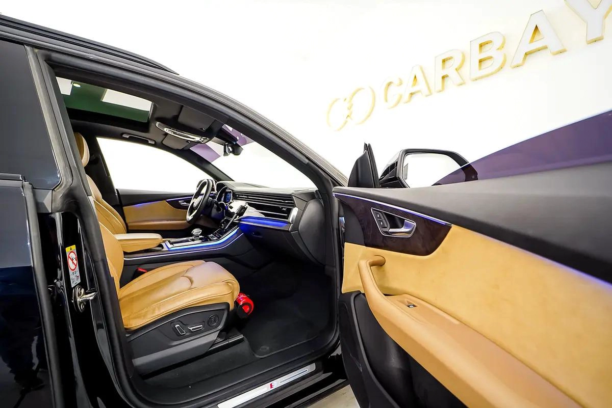 AED 2961 PM | AUDI Q8 QUATTRO 2020 S LINE | SINGLE OWNER | PRISTINE CONDITION | 1 YEAR WARRANTY| GCC-14-14