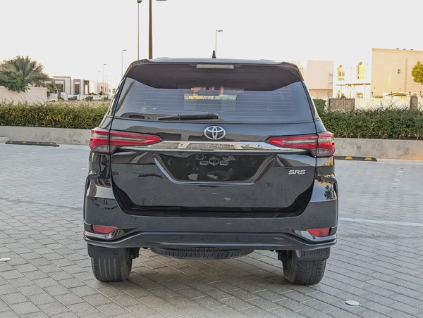TOYOTA FORTUNER 2020 FACELIFTED 2025 GCC V4 2.7L IN EXCELLENT CONDITION
