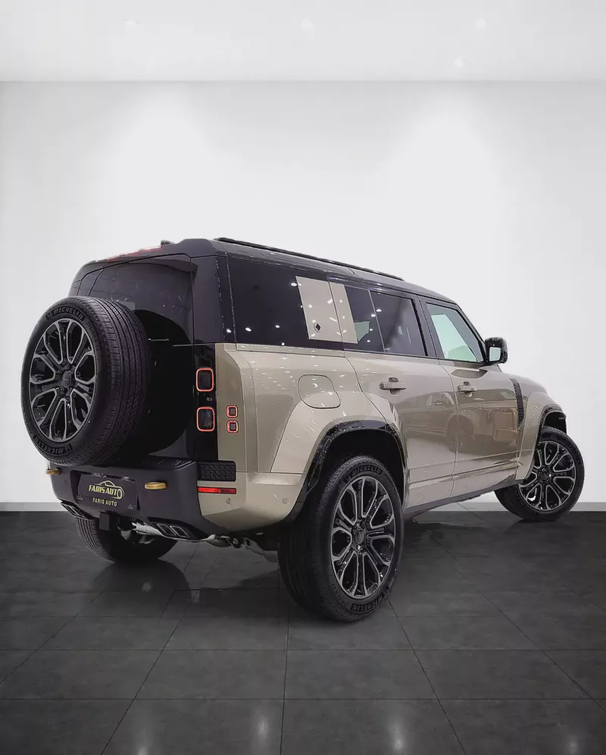 DEFENDER 110 OCTA P635 - V8 - FULLY LOADED-3-3