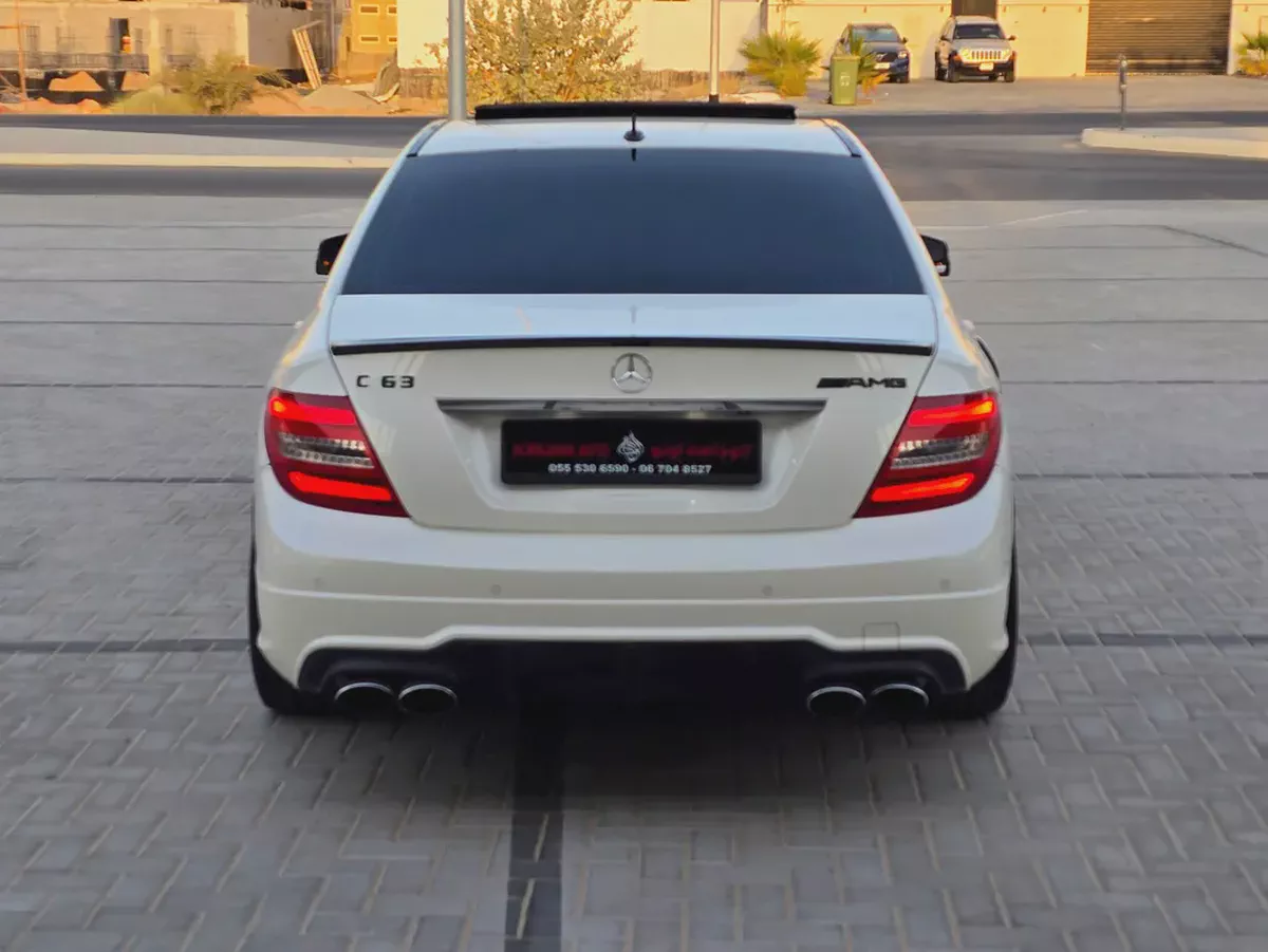 2012 Mercedes-Benz C63 AMG | GCC Specs | Low Mileage-1-1