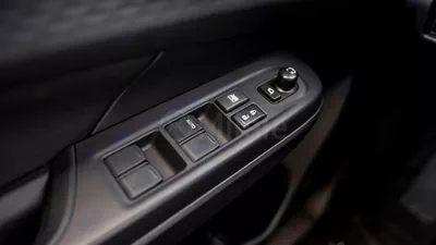 Suzuki Swift GLX SUZUKI SWIFT GLX-12
