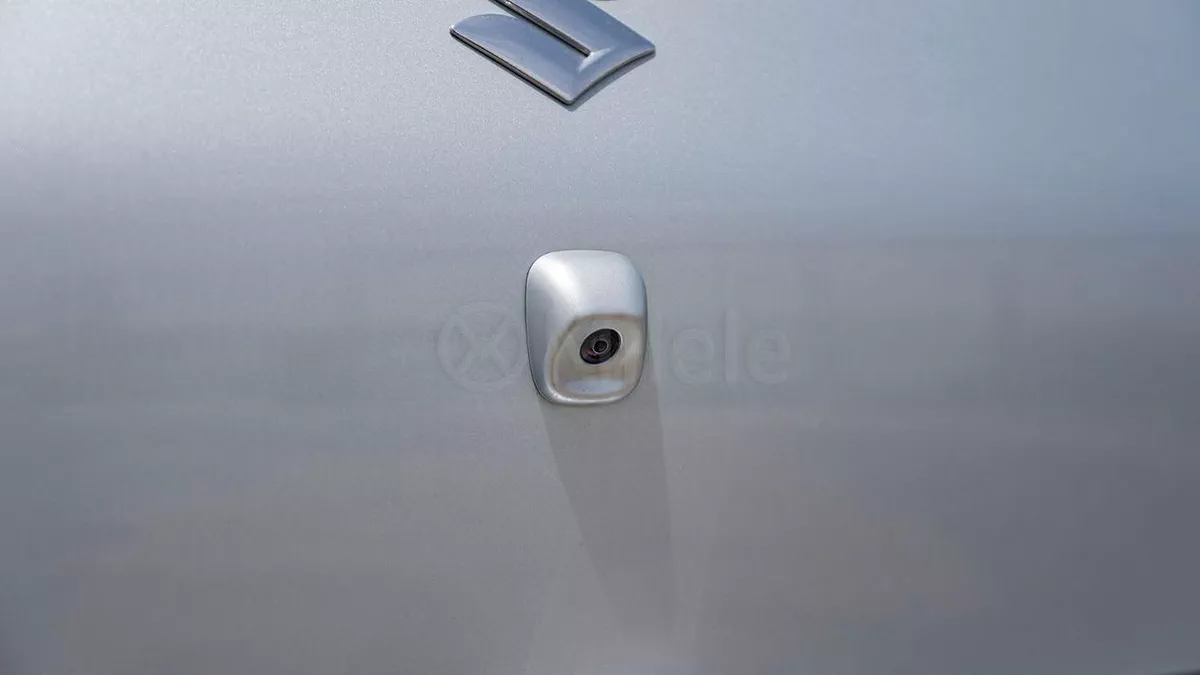 Suzuki Swift GLX SUZUKI SWIFT GLX-9-0