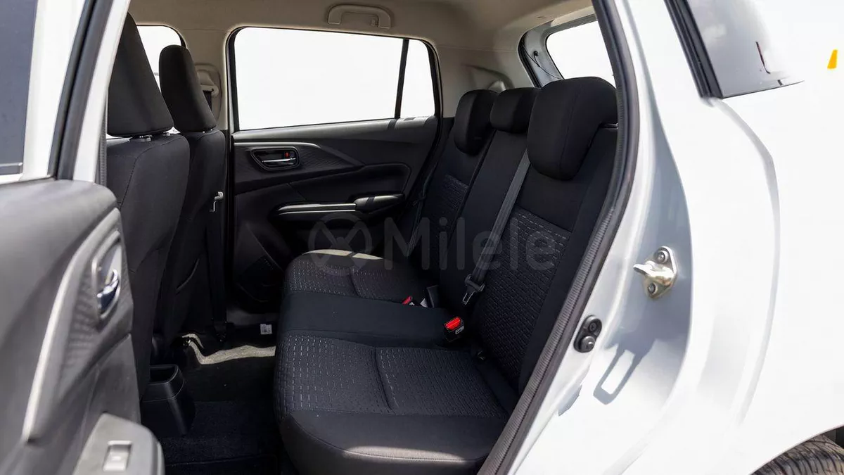 Suzuki Swift GLX SUZUKI SWIFT GLX-15-0