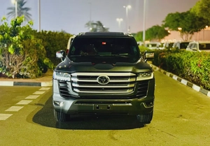 Toyota Land Cruiser 3.5L VXR 2022 GCC Specs Very Good Condition