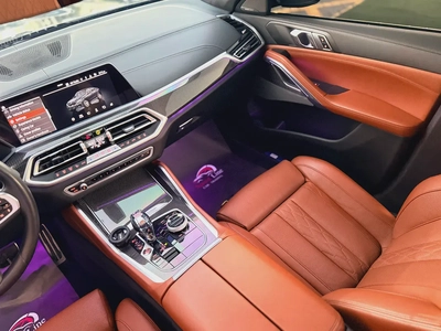 BMW X6 M50 V8 Under WarrantyService Gcc Free Paint-7