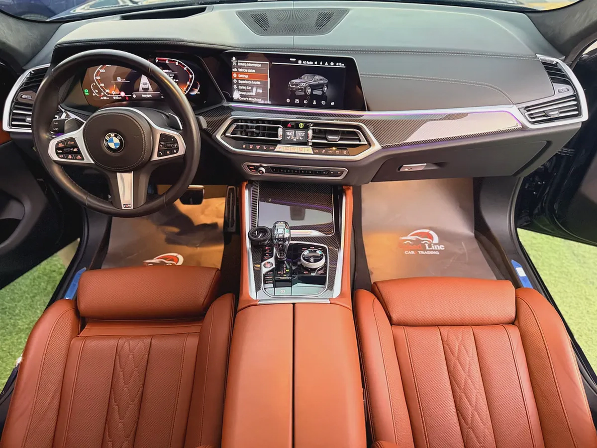 BMW X6 M50 V8 Under WarrantyService Gcc Free Paint