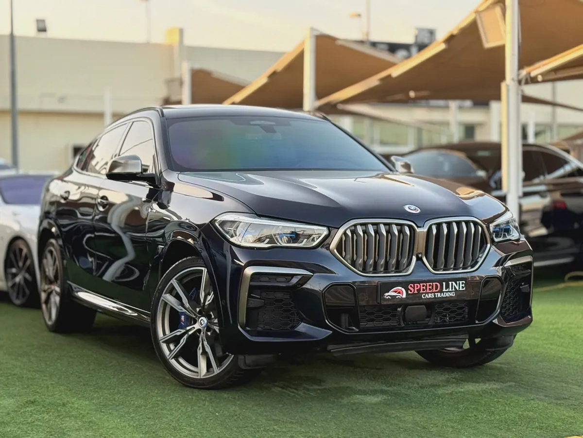 BMW X6 M50 V8 Under WarrantyService Gcc Free Paint