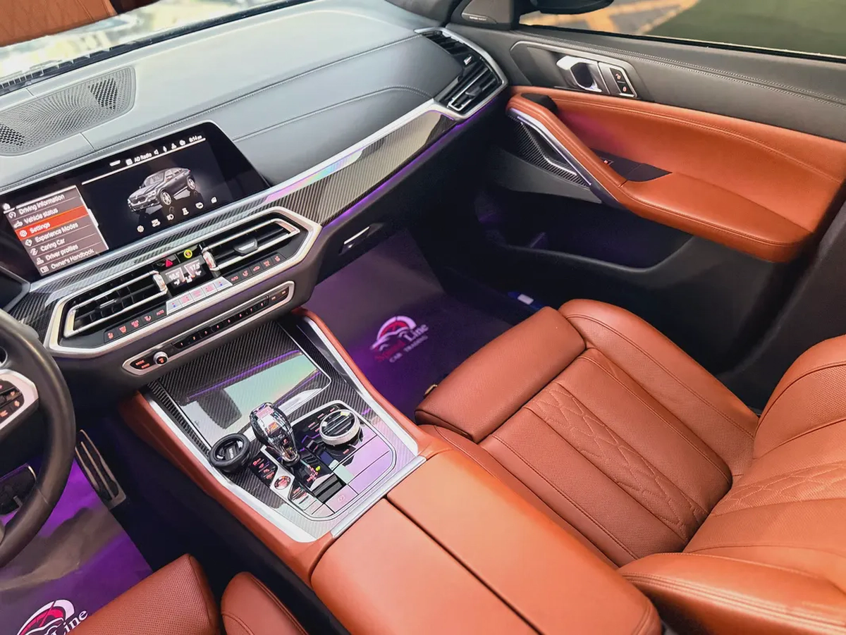 BMW X6 M50 V8 Under WarrantyService Gcc Free Paint