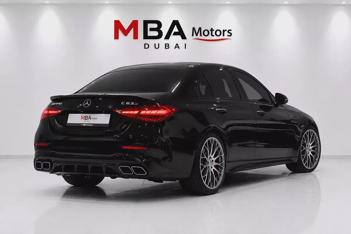 2024 Mercedes-Benz C-Class C63 S AMG E-Performance - 19,000 kms- Warranty And Service-2-2