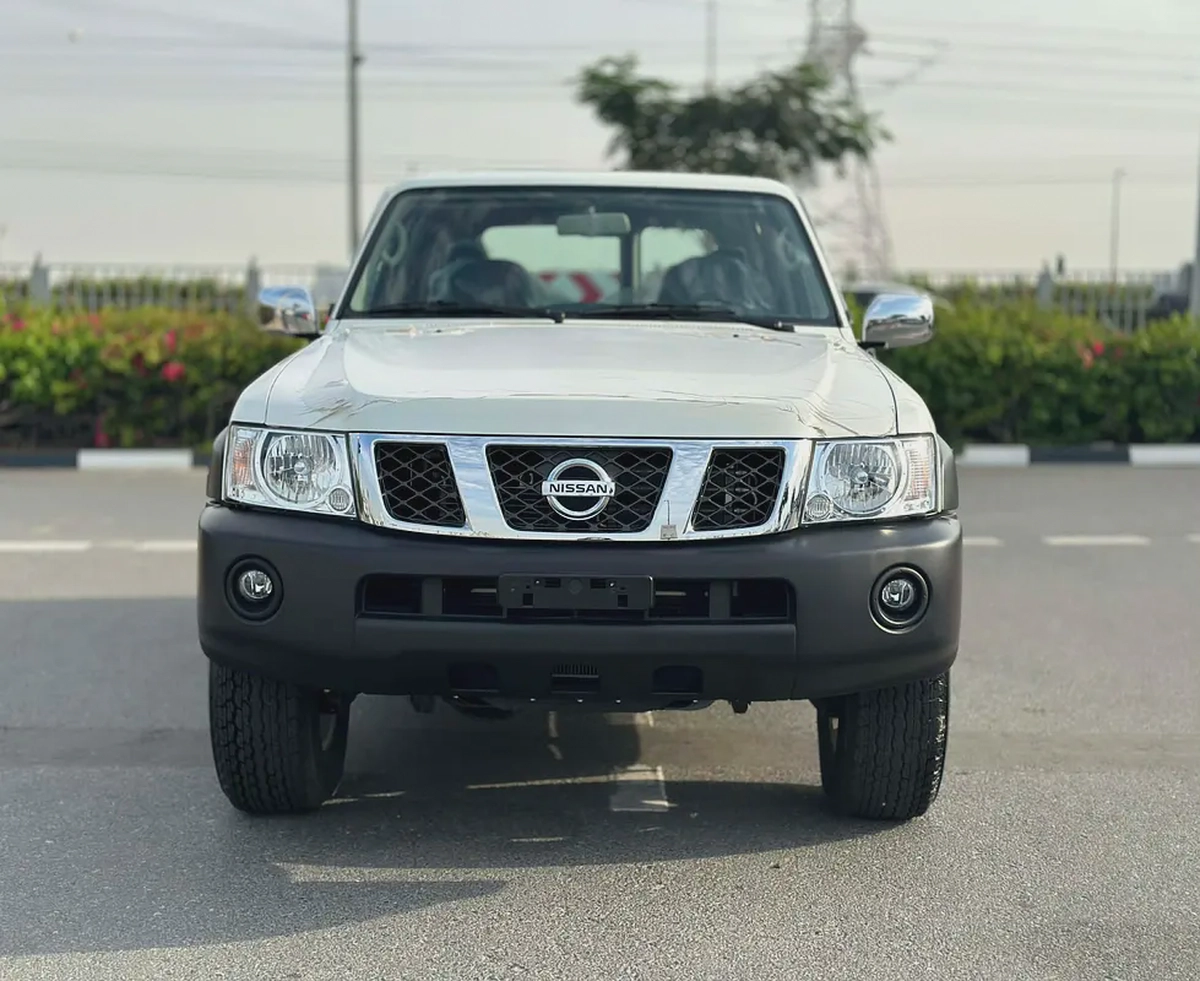 Nissan Patrol Safari GL 2023 - GCC Specs - Brand New-1-1