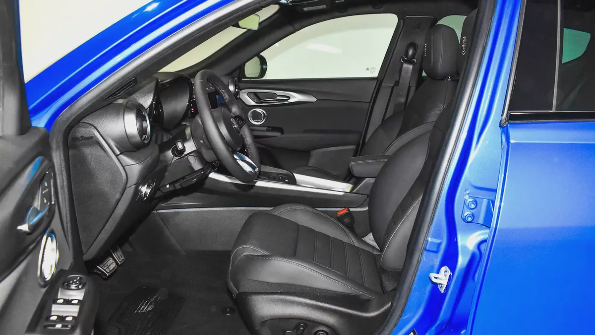 0% DP | AED 1,838/Month | Alfa Romeo | Tonale Veloce | 2024 | Gargash Warranty and Service-9-9