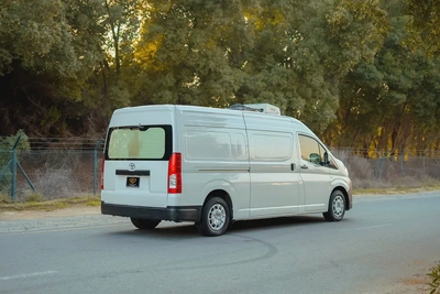 High Roof | Manual | Freezer Van | GCC Specs | Ref#T03156-2