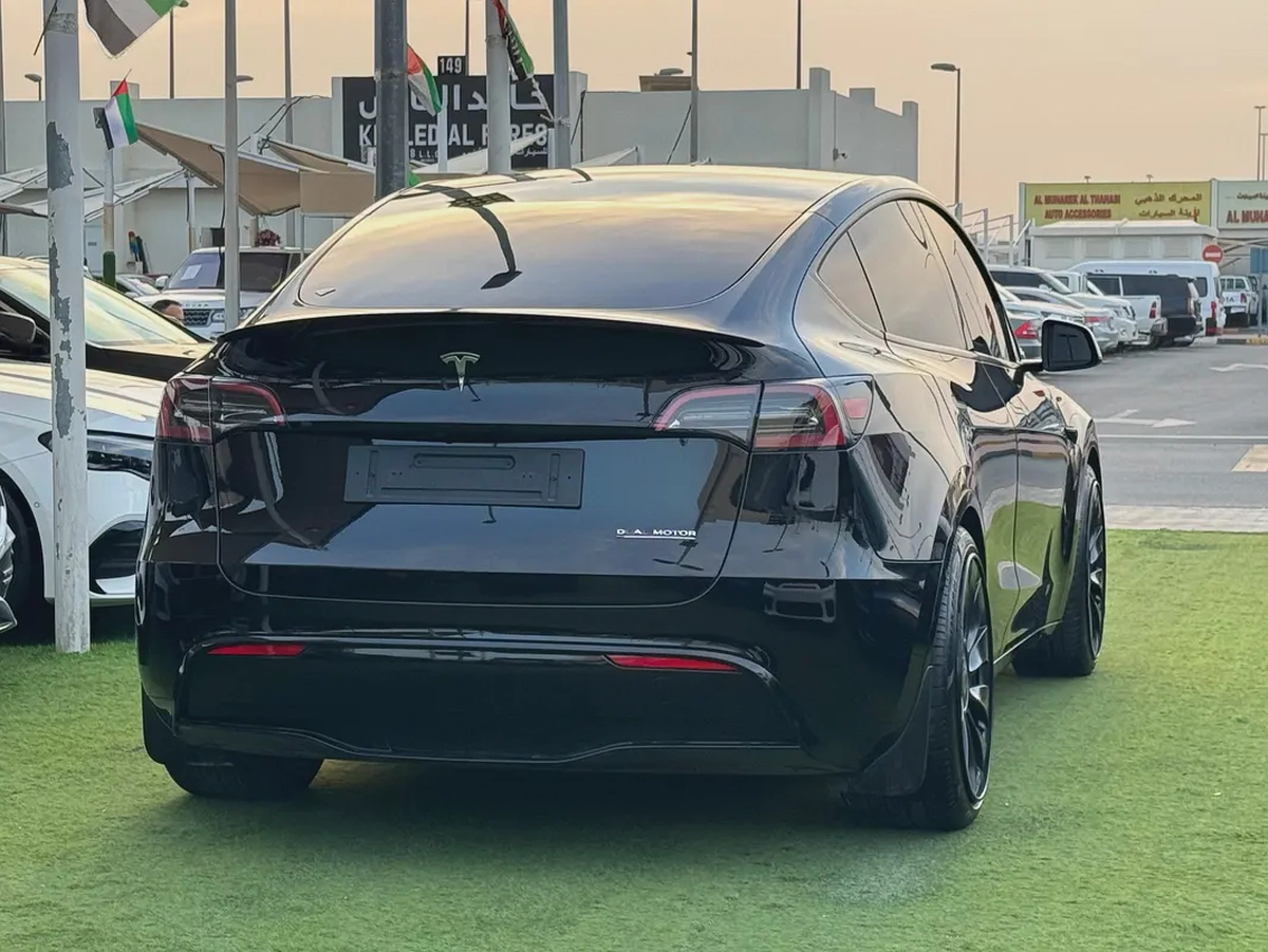 Tesla Model Y Performance 2024 GCC Original Paint