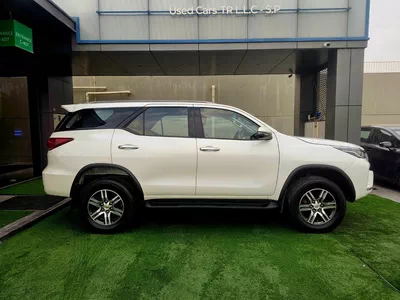 Toyota Fortuner EXR / V4 2.7L/ NEW SHAPE/ LEATHER/ LOW MILEAGE-3