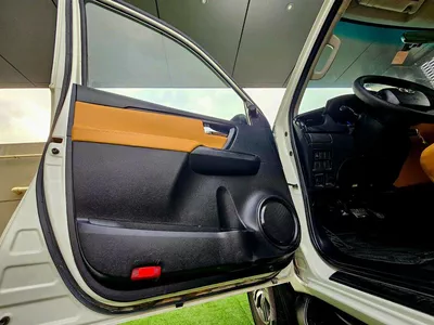 Toyota Fortuner EXR / V4 2.7L/ NEW SHAPE/ LEATHER/ LOW MILEAGE-8