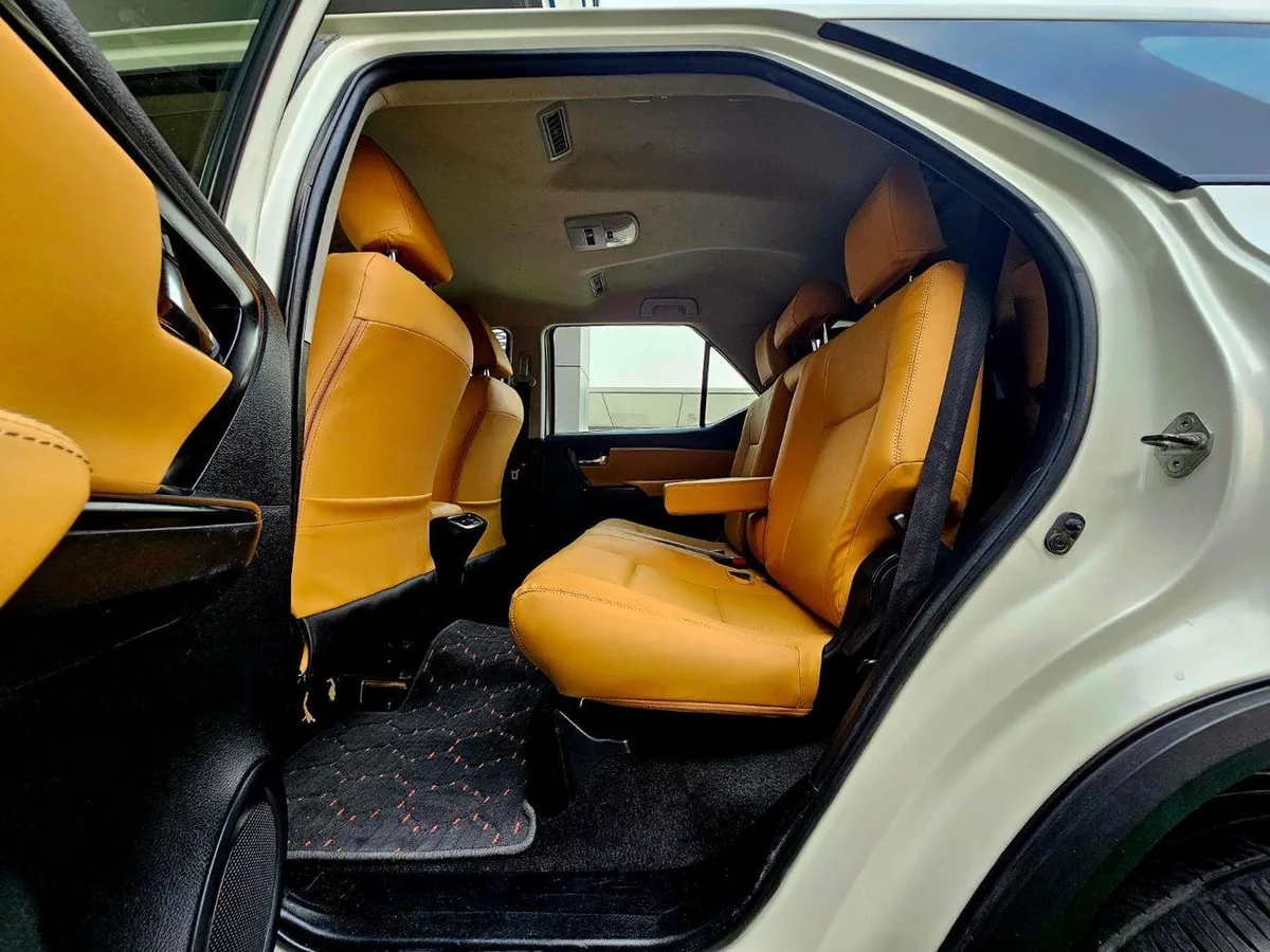 Toyota Fortuner EXR / V4 2.7L/ NEW SHAPE/ LEATHER/ LOW MILEAGE-11-0