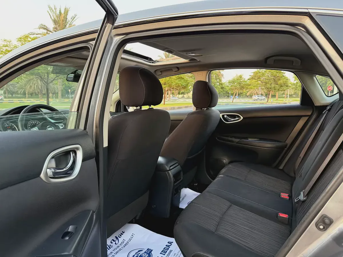 NISSAN SENTRA MODEL 2017 FULL OPTION VERY CLEAN CAR-16-16