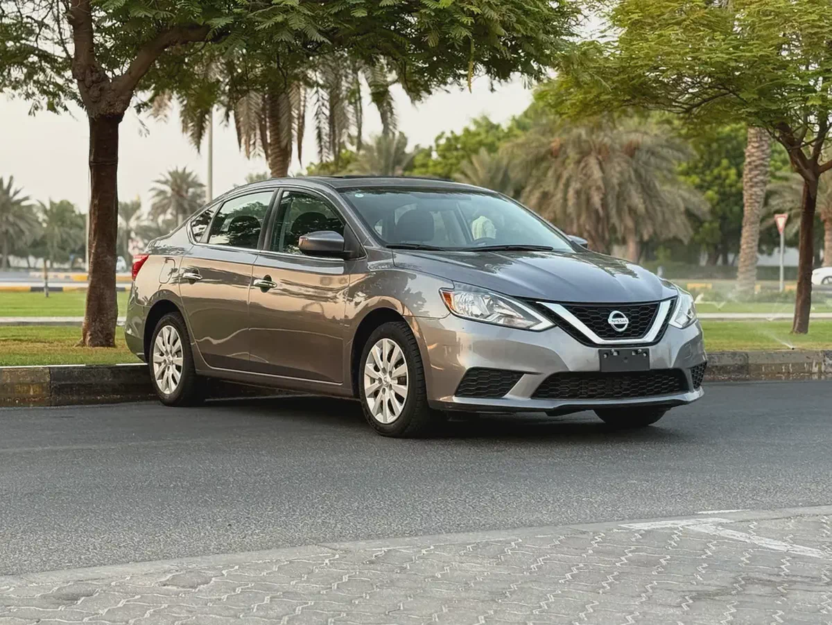 NISSAN SENTRA MODEL 2017 FULL OPTION VERY CLEAN CAR-3-3