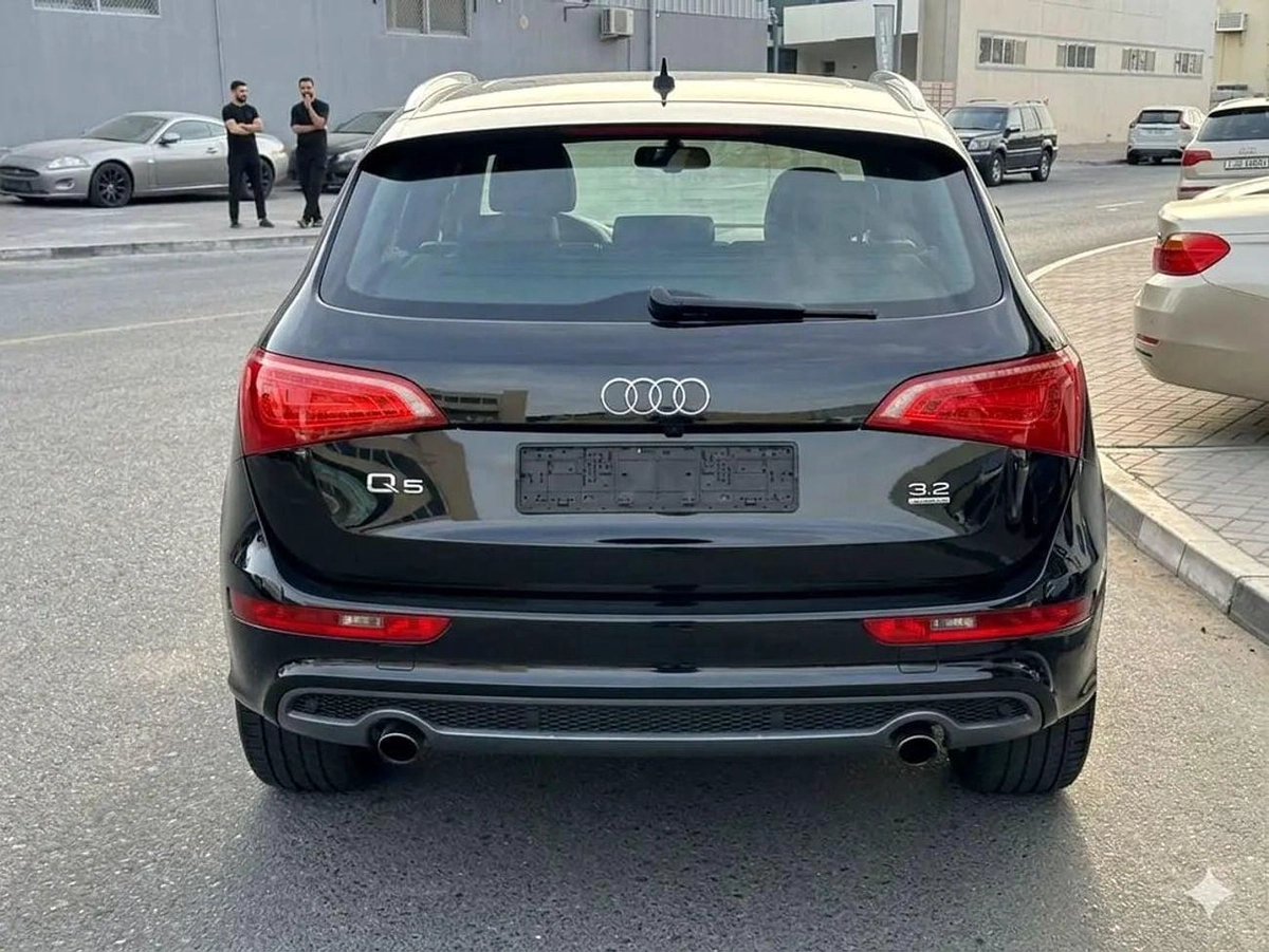 Audi Q5 45 TFSI quattro-4-0