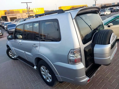 Mitsubishi Pajero GLS 2013 - GCC Specs - Well Maintained-4