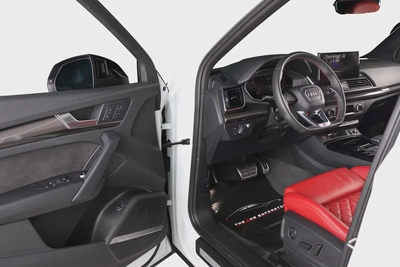 2023-AUDI SQ5 QUATTRO SPORT PACKAGE-WARRANTY AVAILABLE-FULL SERVICE HISTORY-GCC-12