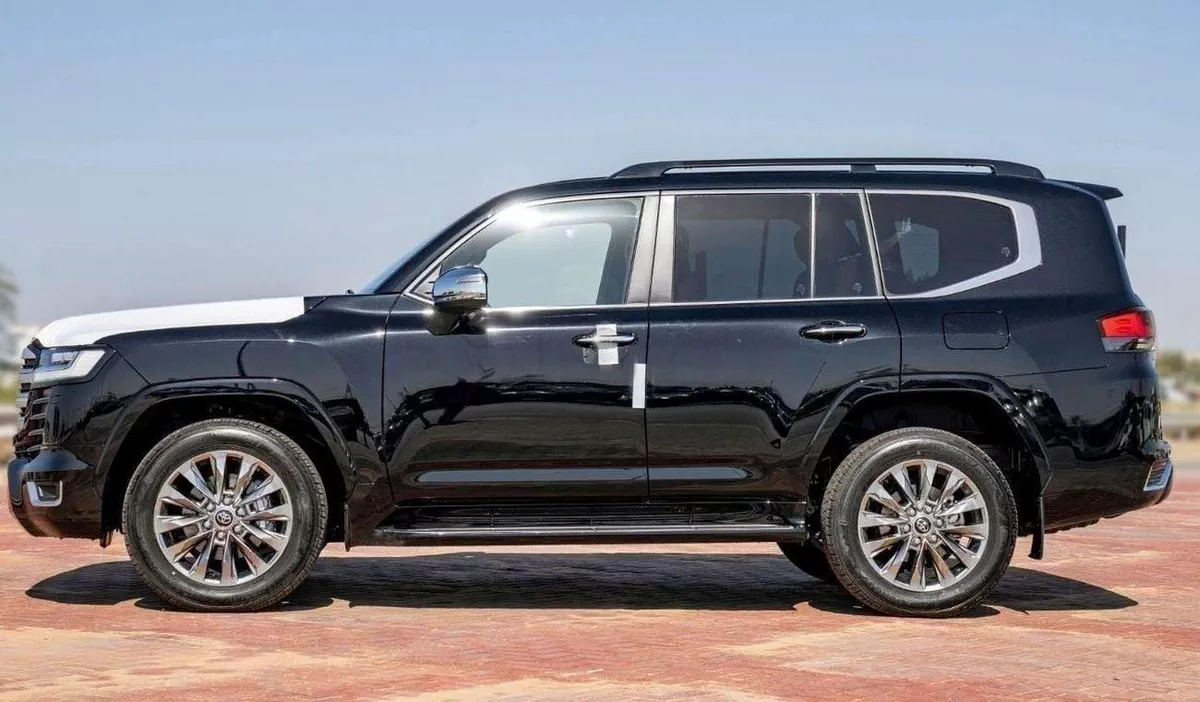 Toyota Land Cruiser VXR 3.5L TWIN TURBO FULL OPTION 2025-5-0