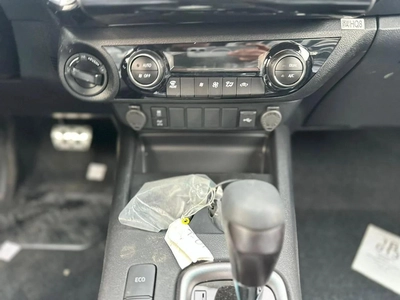 Toyota Hilux Gr Sport 4,0L Model 2026 Spec Saudi-5