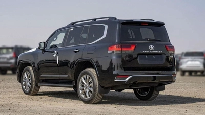 Toyota Land Cruiser VXR 3.5L-14